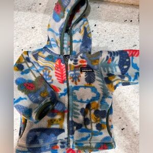 EUC Patagonia Infant Fleece jacket. 3-6 months.